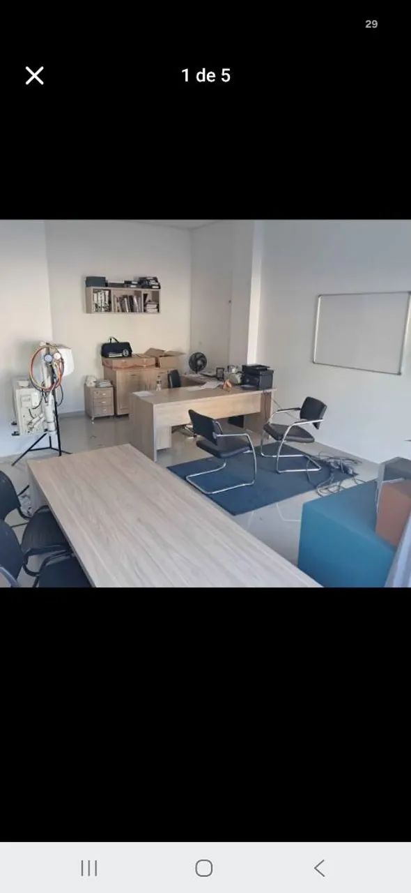 Sala Comercial térrea bem localizada.