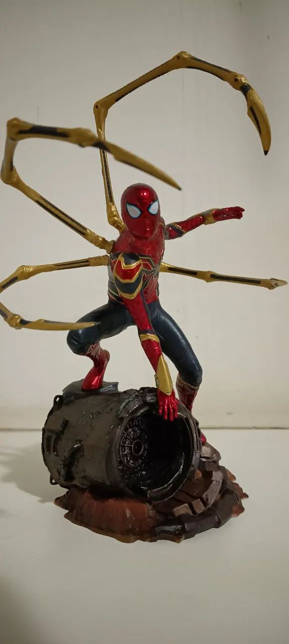 Avengers Infinity War - Iron Spider-Man Homem-Aranha Tom Holland 
