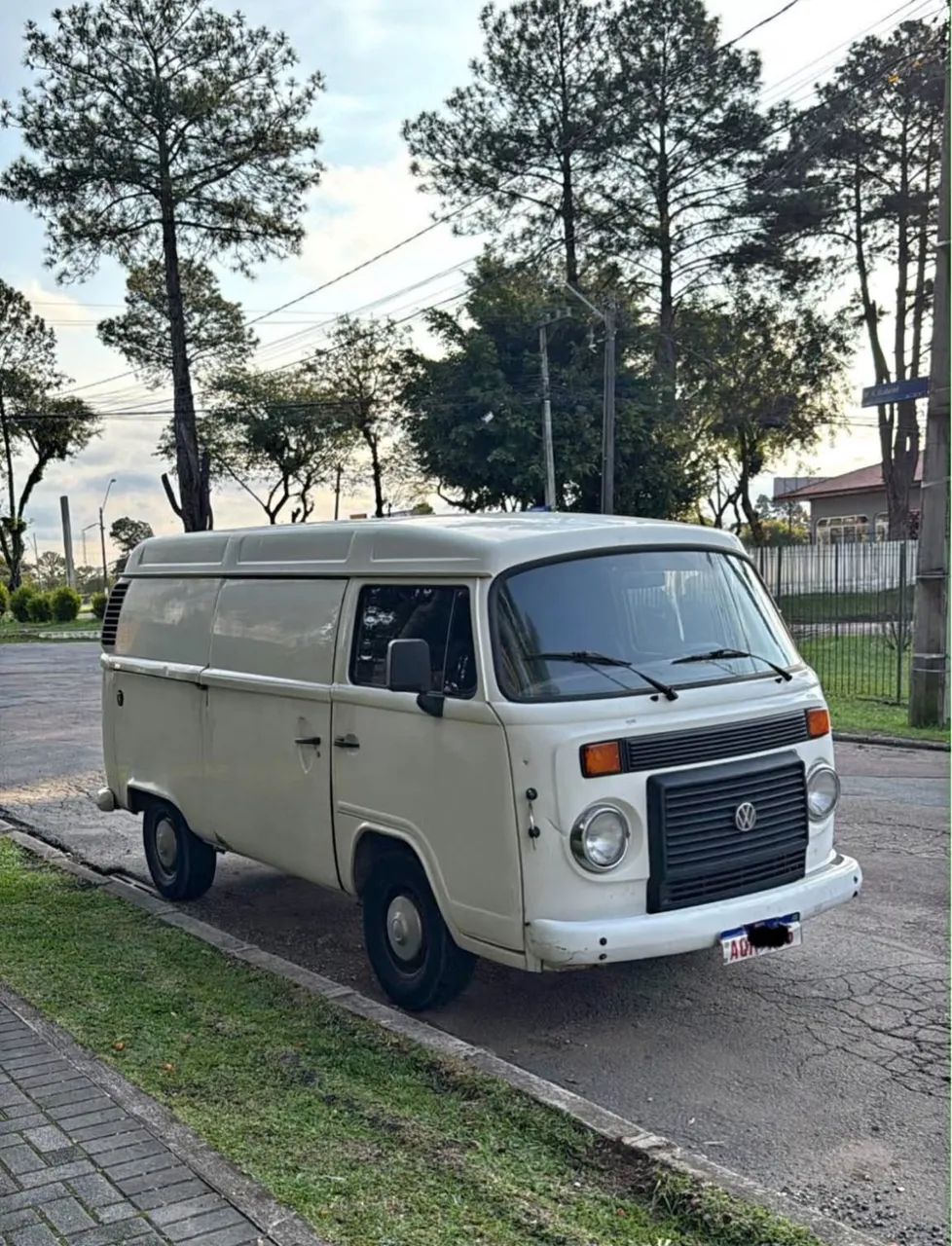 Volkswagen Kombi Kombi Furgão 1.4 Mi Total Flex 8V 2009