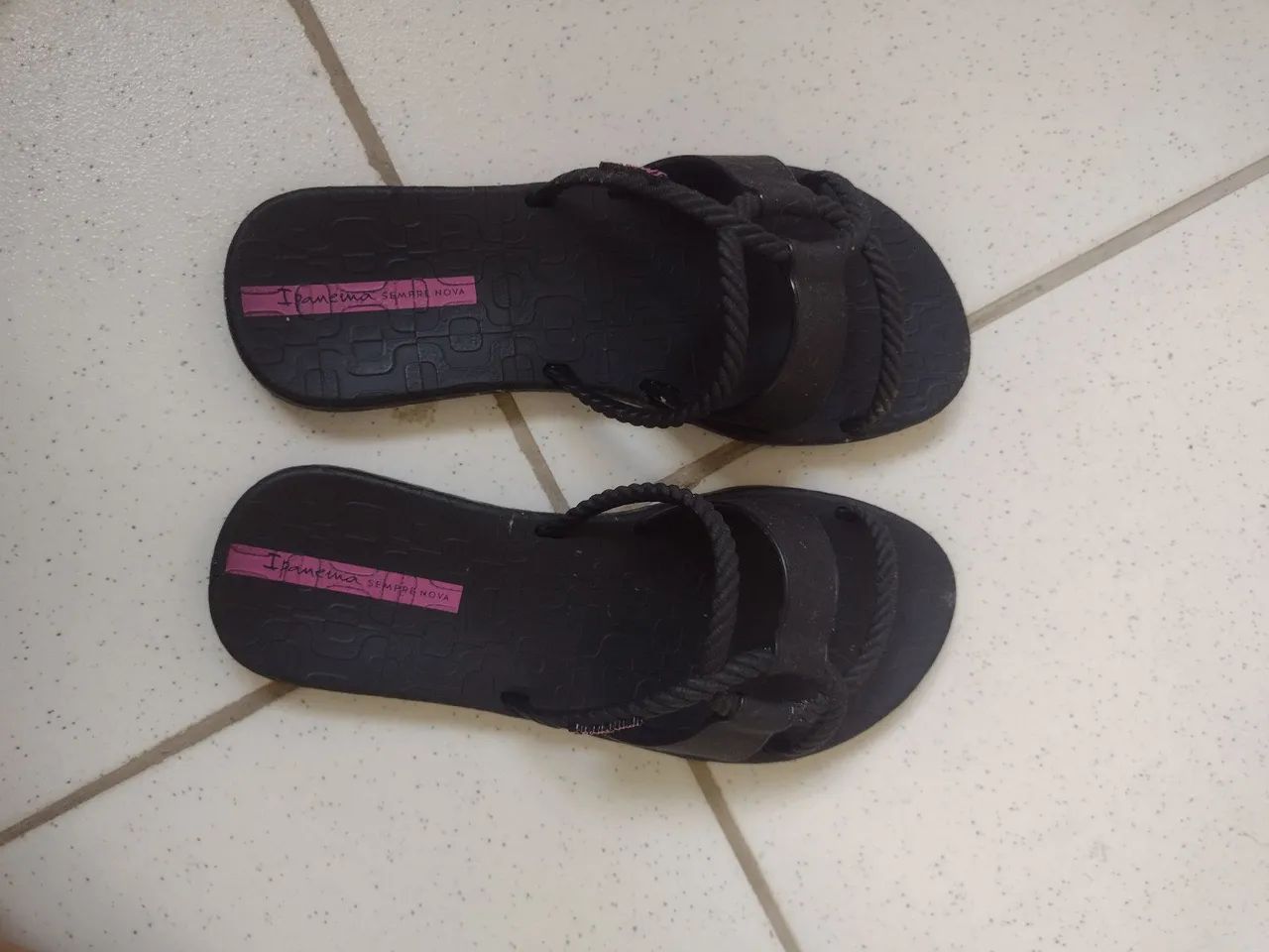 Chinelo feminino preto n° 36