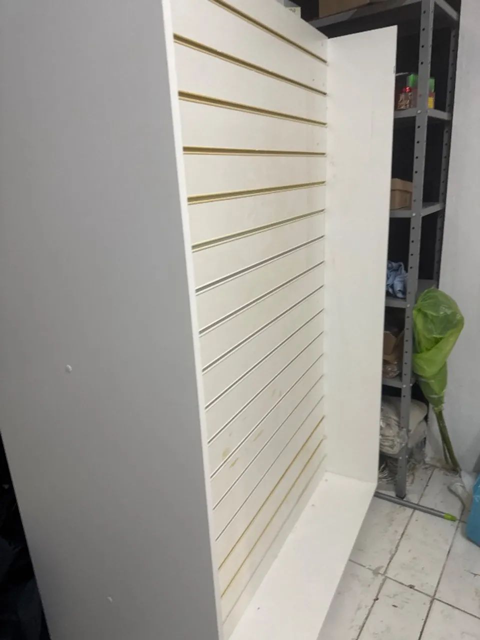 Móveis para lojas com brinde  - Foto 3