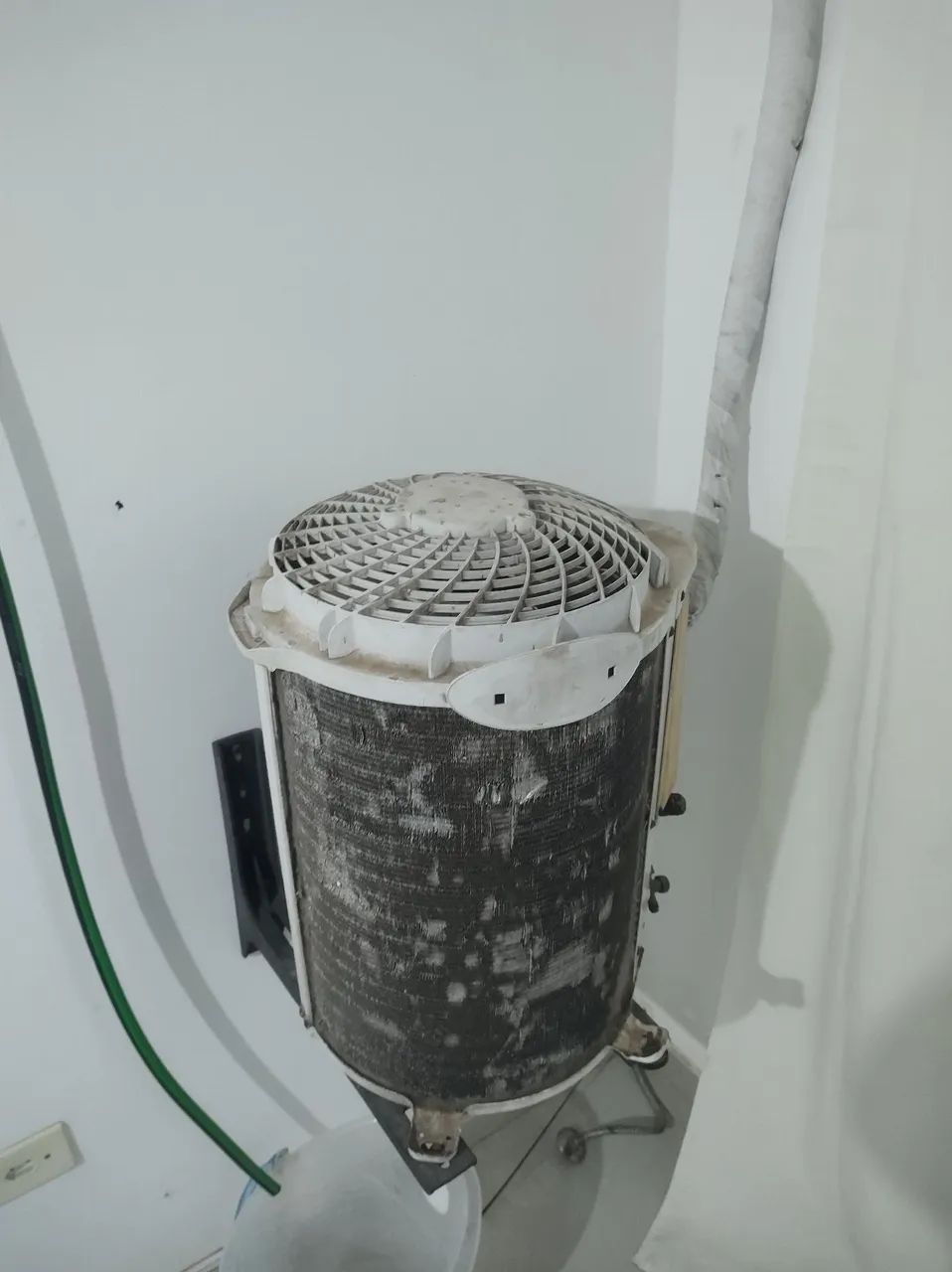 Ar condicionado 9 mil BTU - Foto 2