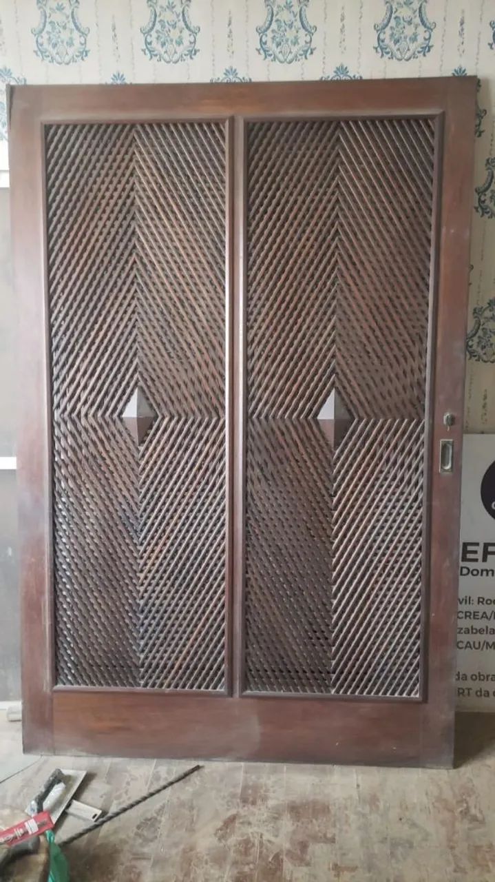Porta trabalhada
