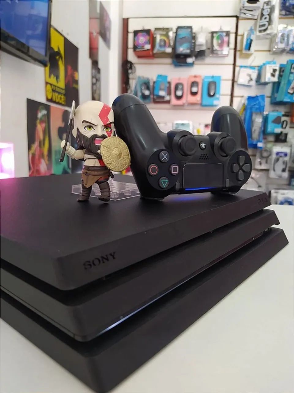 PS4 Pro com 5 Jogos e 6 Meses de Garantia - Foto 2