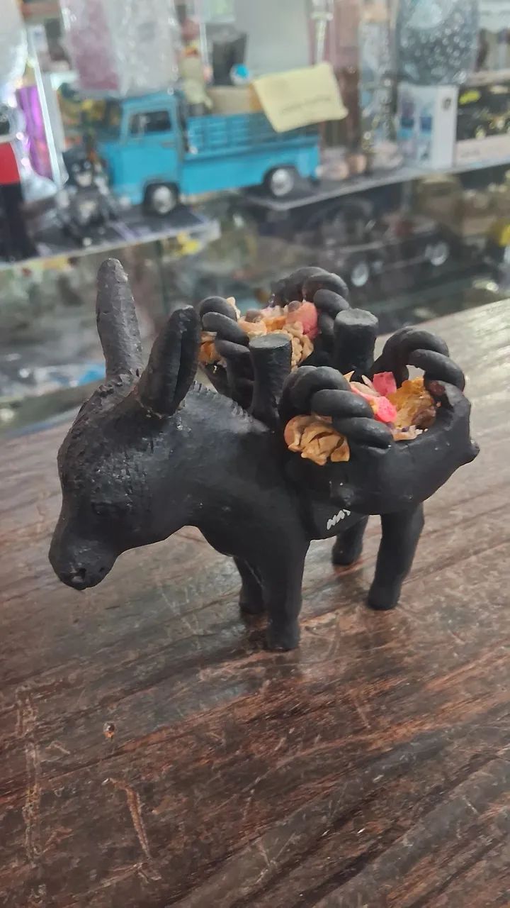 Colecionismo Antigo Burrinho de Barro  - Foto 2