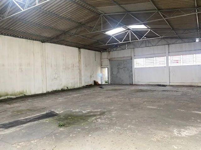 Barracão no Prado Velho - Foto 2