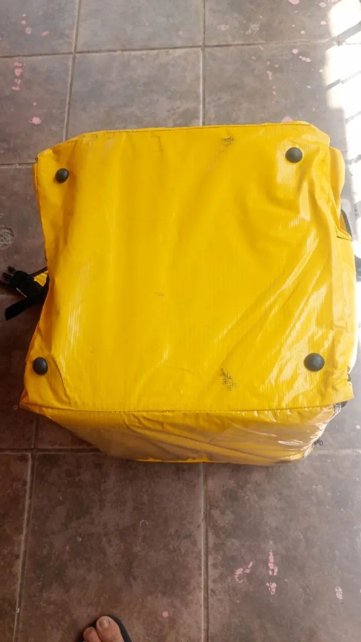 Bag nova amarela com Isopor de 45 litros - Foto 2