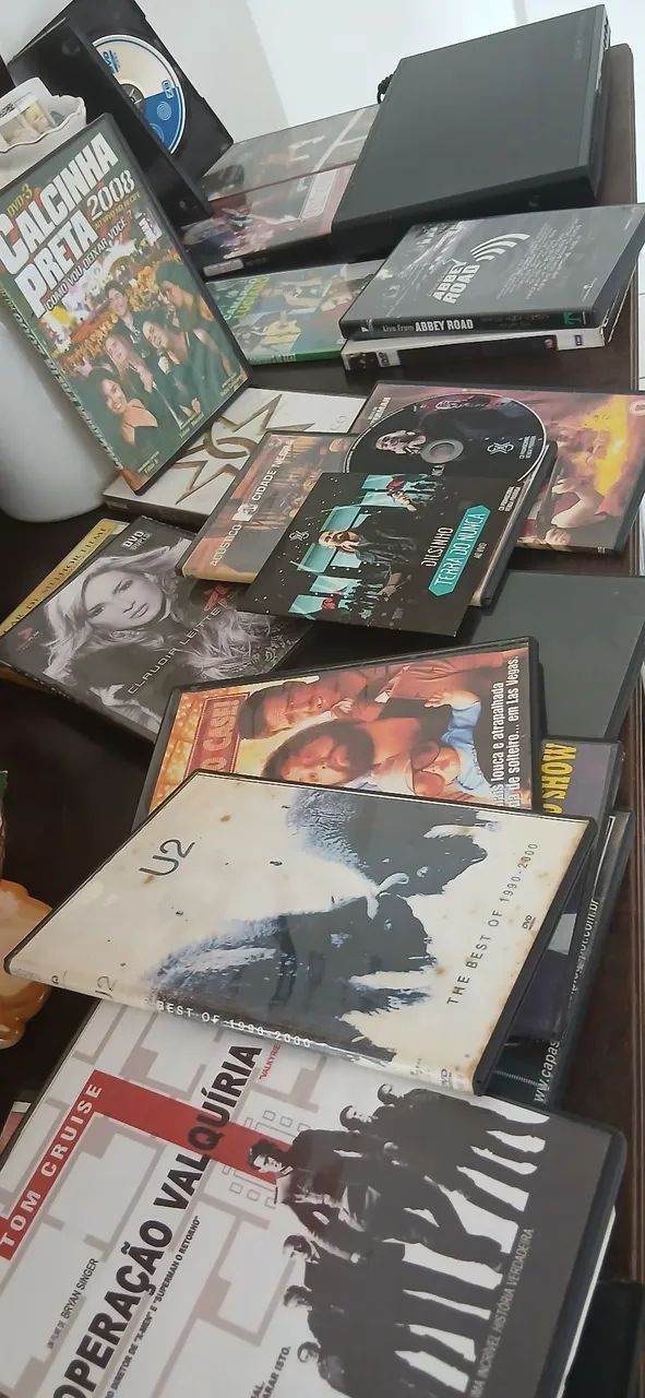 DVDs e CDs perfeitos quase novos - Foto 3