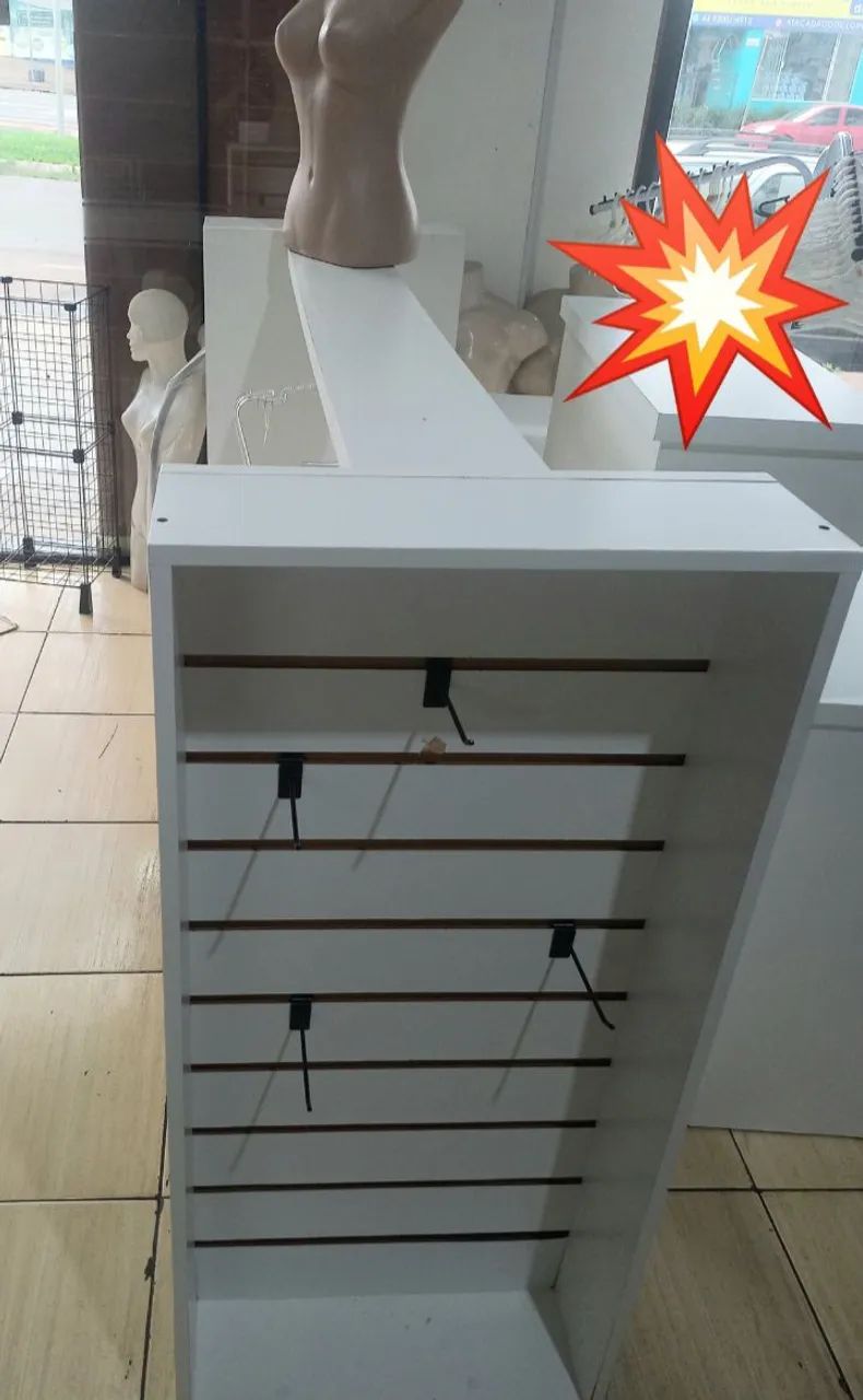 Balcão  2 em 1 arara e expositor usado Maringá pr  - Foto 5
