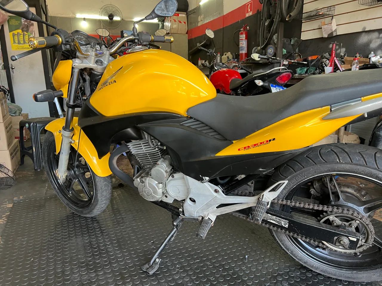 CB 300  2012 - Foto 2