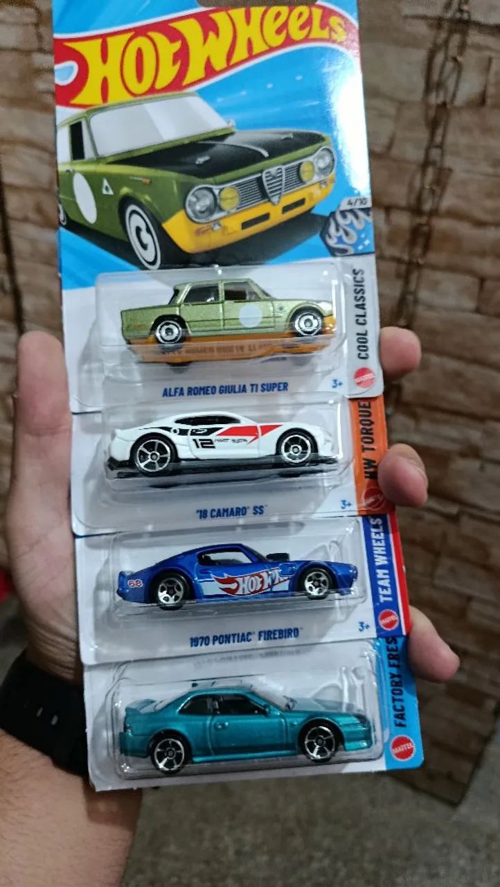 Carros hot whells diversos modelos  - Foto 2