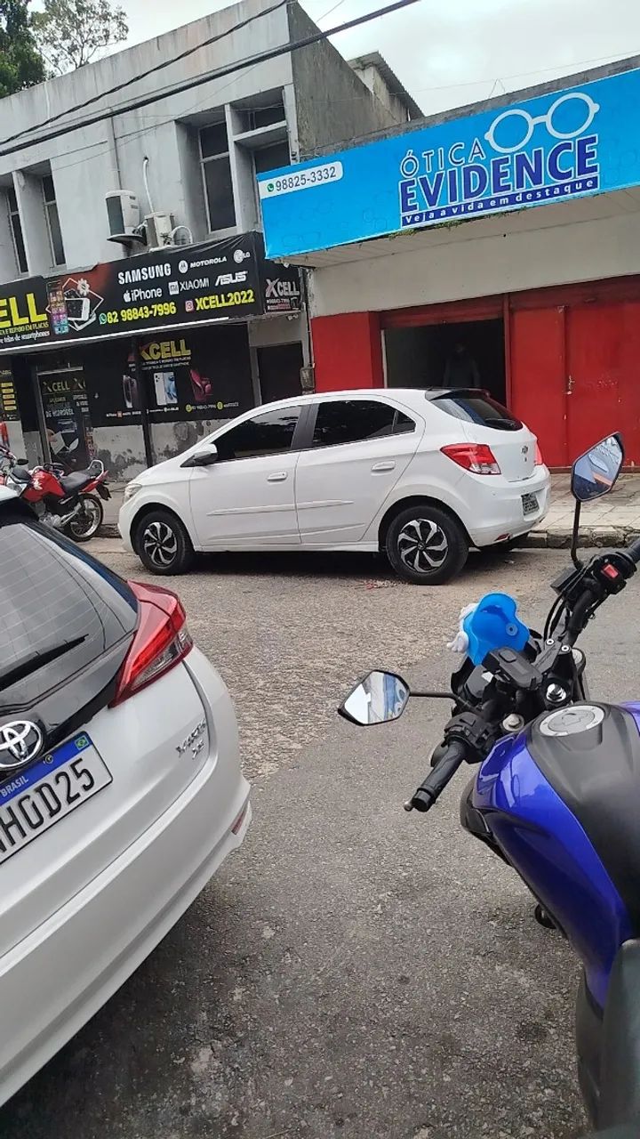 Chevrolet Onix 2015