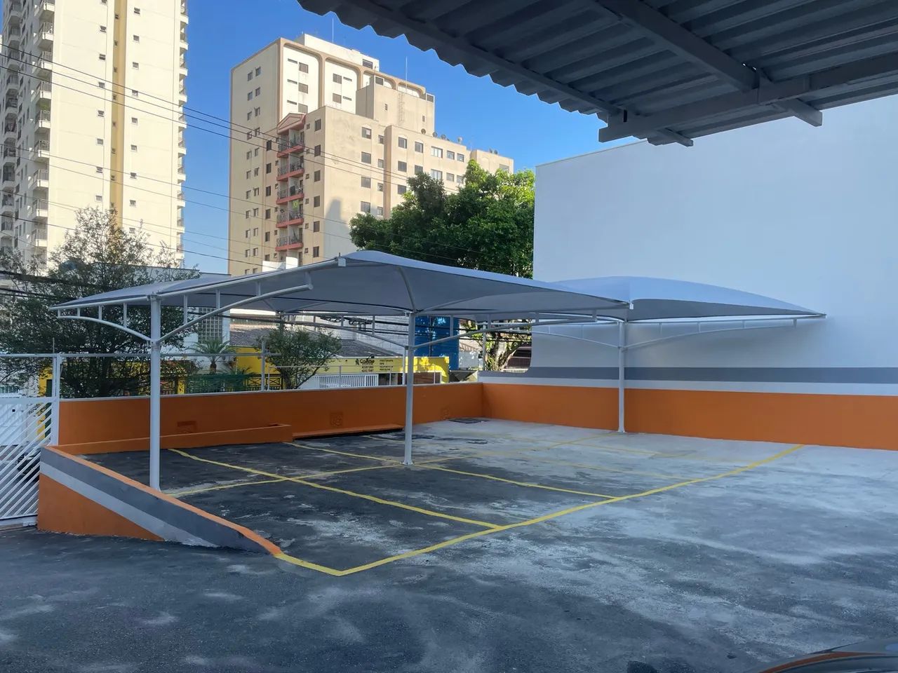 Estacionamento e lavagem de autos - Foto 4