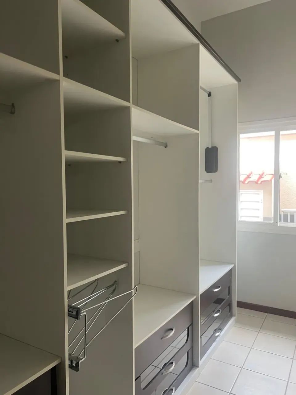 PARQUE DAS LARANJEIRAS - 04  SUITES - 7.500,00 - Foto 5