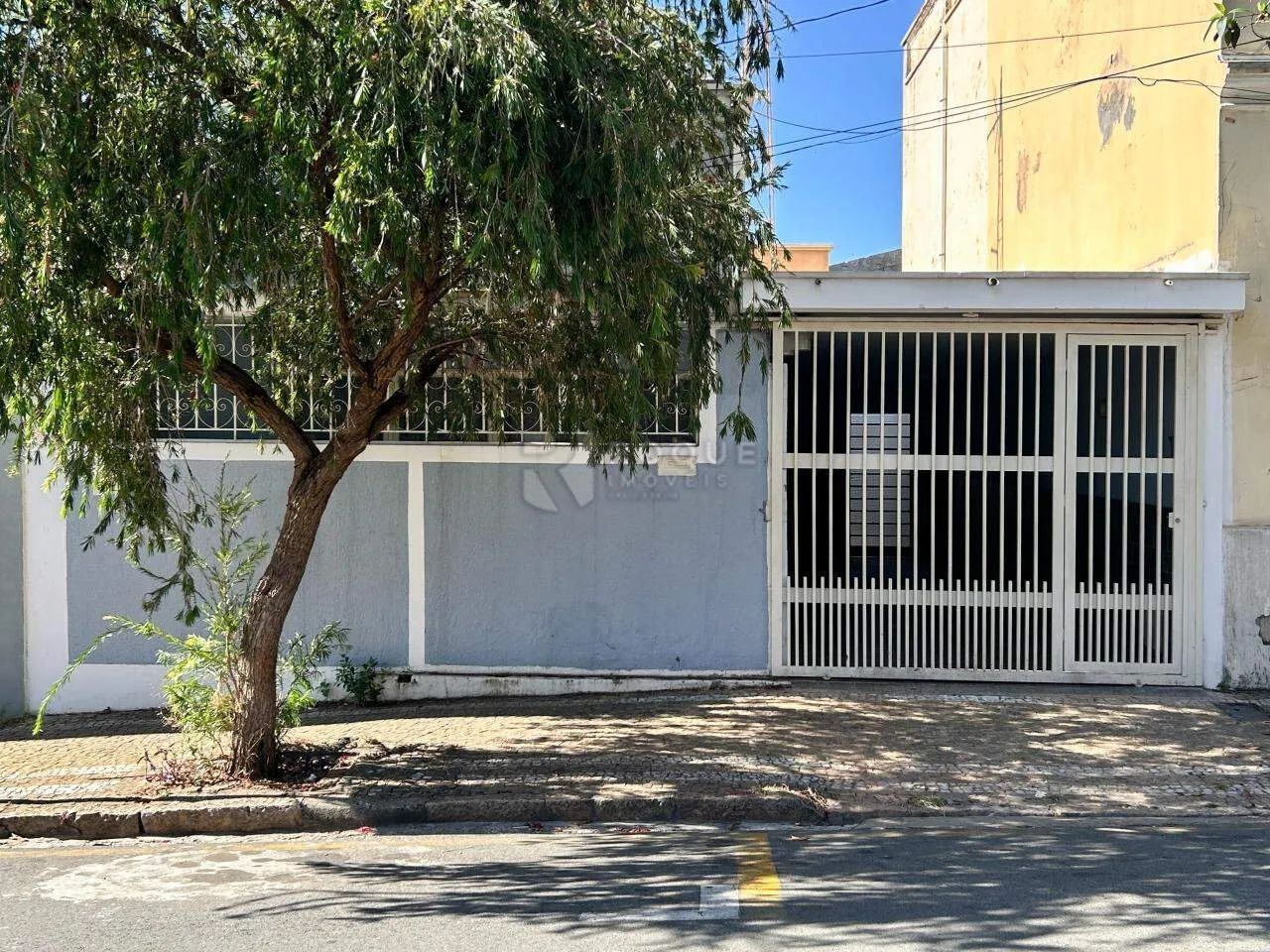Casa à Venda no Centro de Limeira com 3 Dormitórios e Suíte
