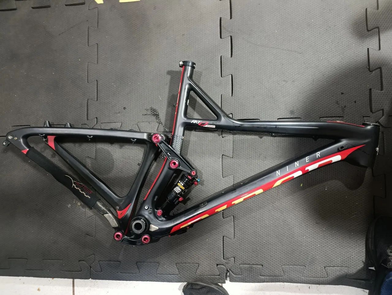 QUADRO MTB FULL SUSPENSION NINER RKT 9 RDO  - Foto 5