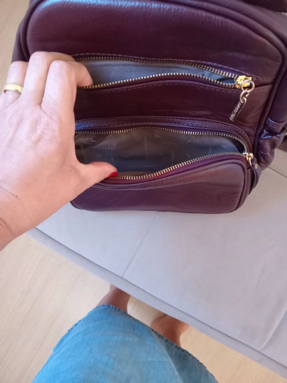 Mochila feminina em couro  - Foto 3
