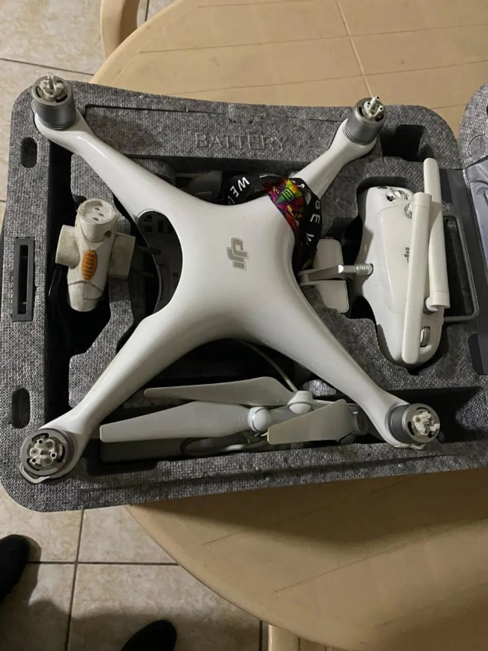DJI Phanton 4 Advanced - Foto 2