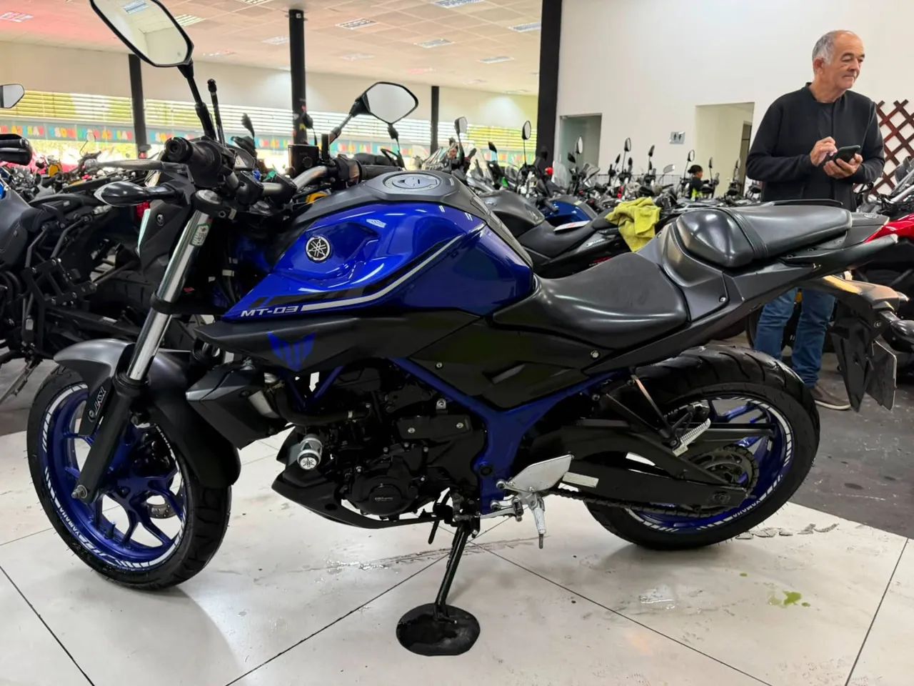 YAMAHA MT-03 - Foto 4