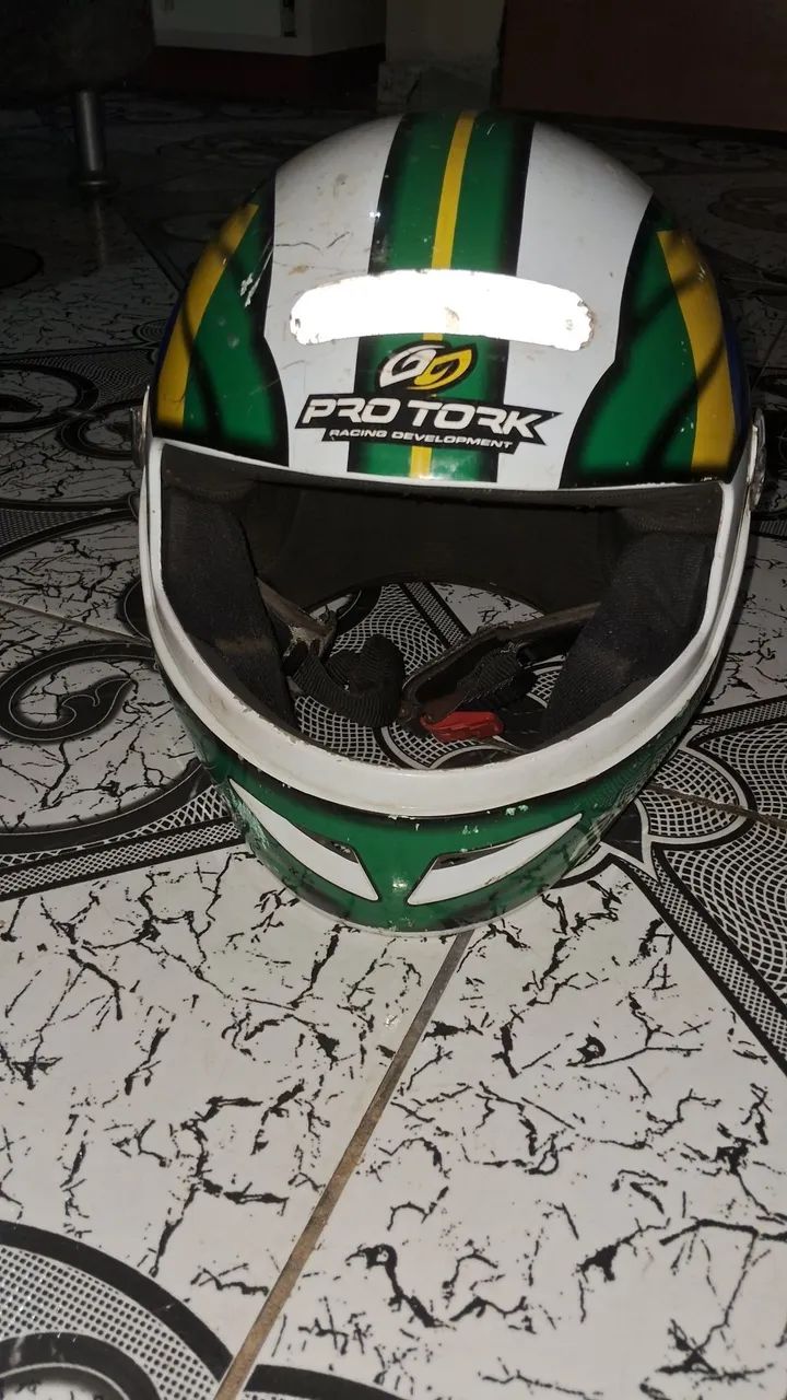 Capacete pro tork sem viseira e com alguns sinais de desgastes  - Foto 5