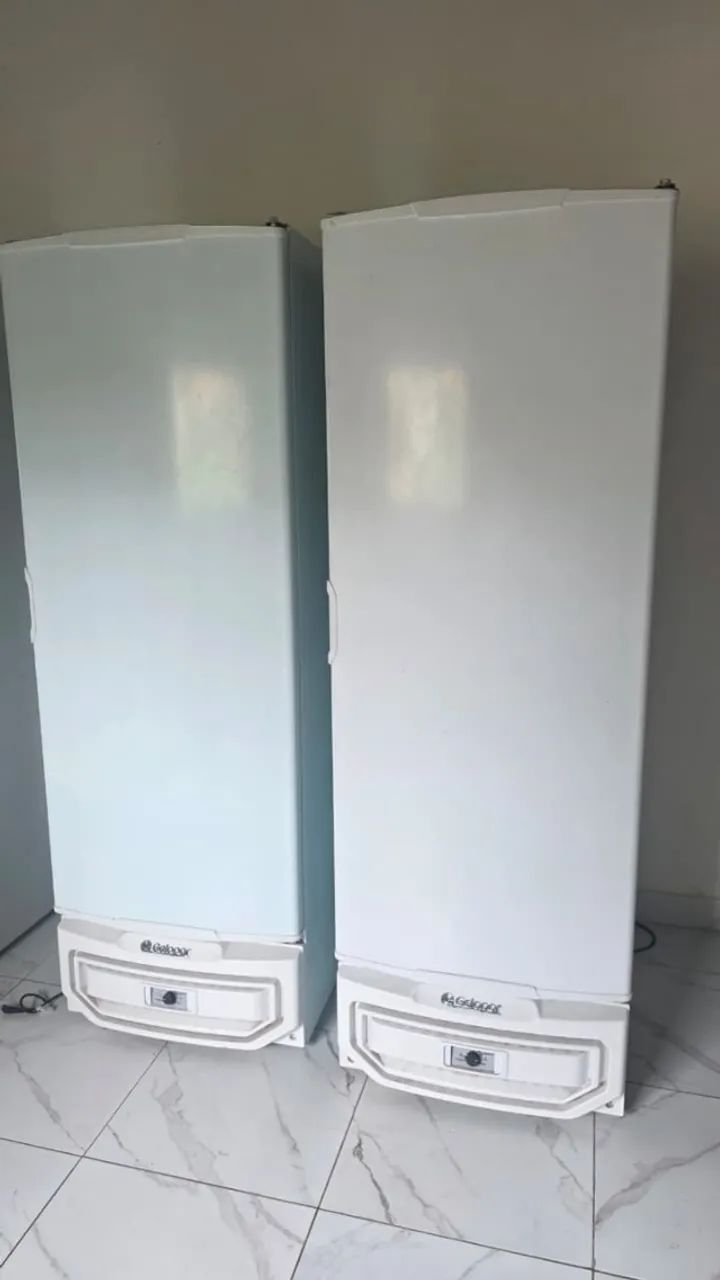 Vendo - Freezer TRIPLA Gelopar