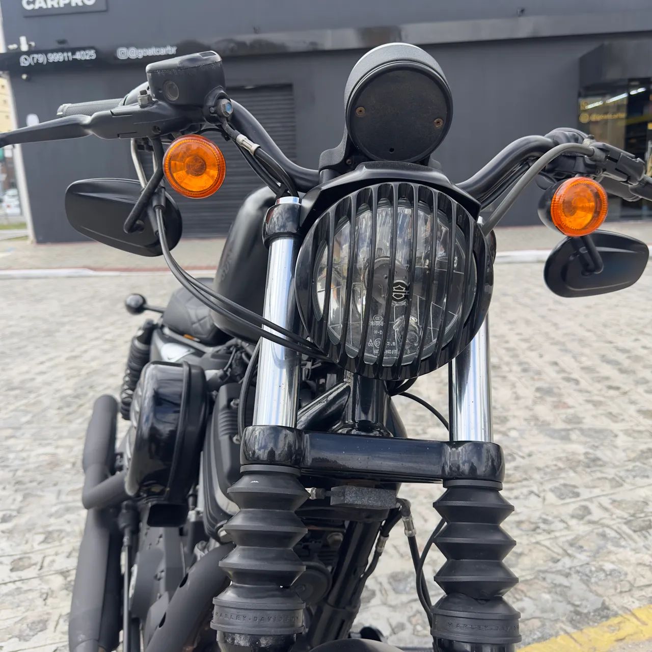 Harley 883 Iron 2019  - Foto 5