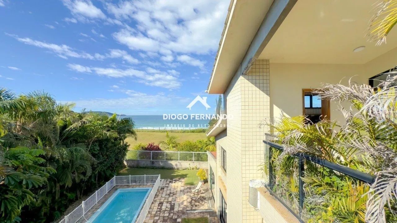 Casa frente mar no Village das Araucárias