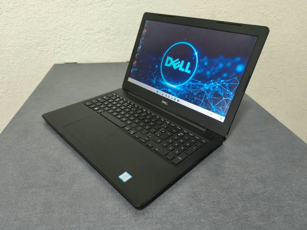 Notebook Dell inspiron i5. 8 GB. SSD 256 GB  - Foto 3