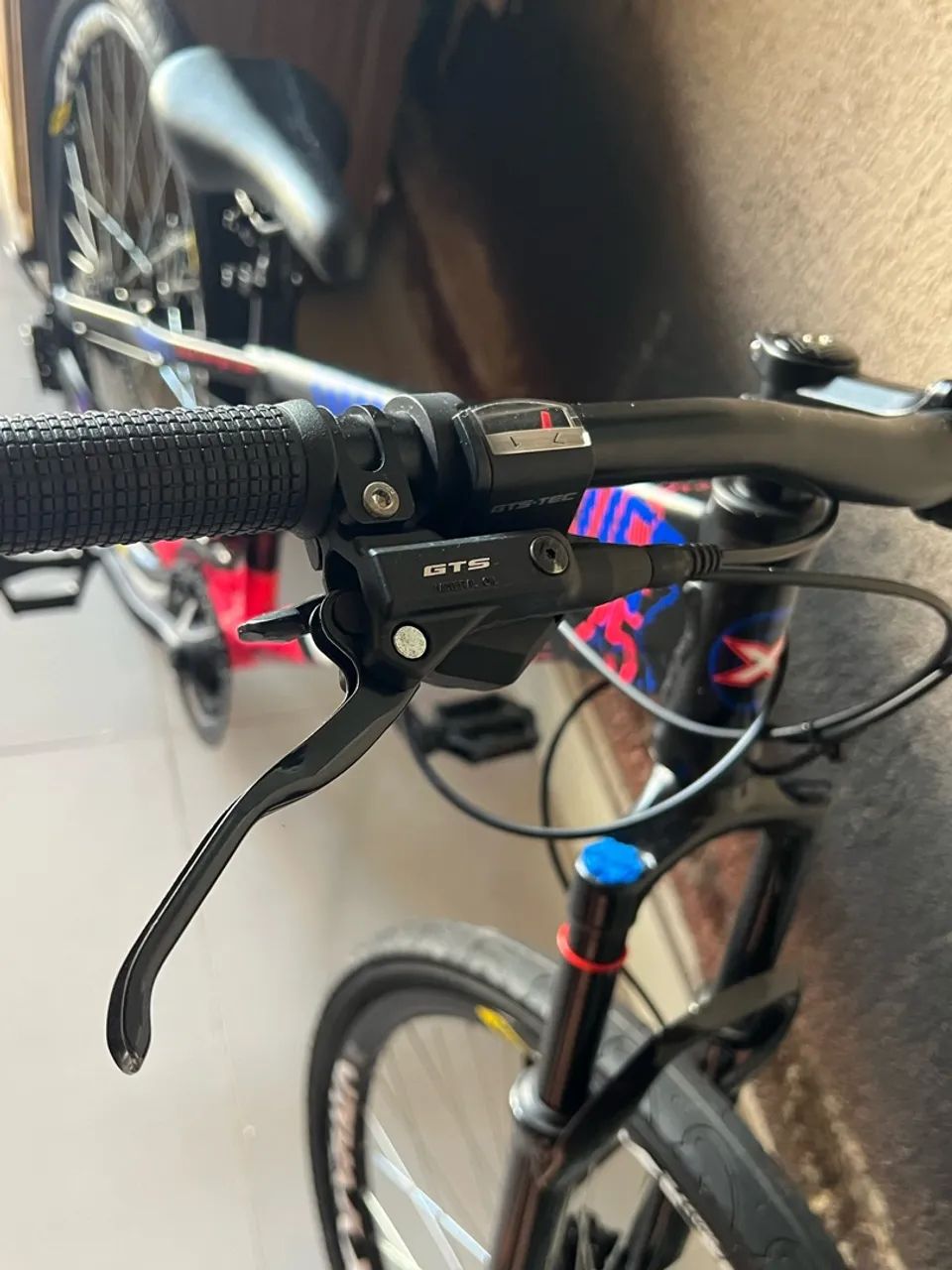 Bicicleta vikingx preta com roxa e rosa  - Foto 3