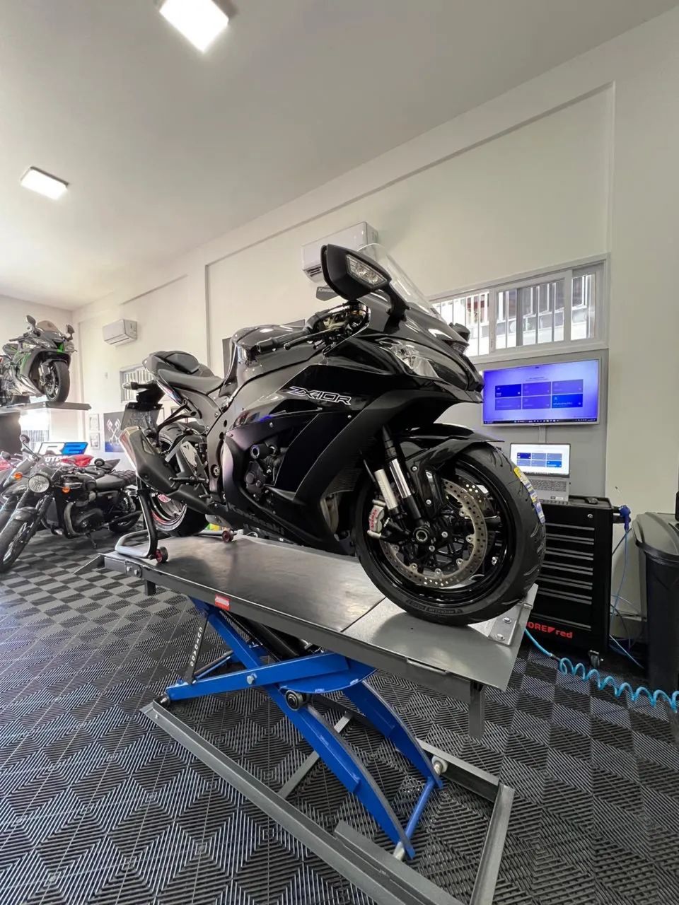 Kawasaki Ninja ZX10R - Foto 5