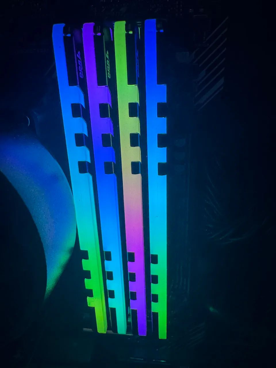 Memória RAM extremamente nova!!