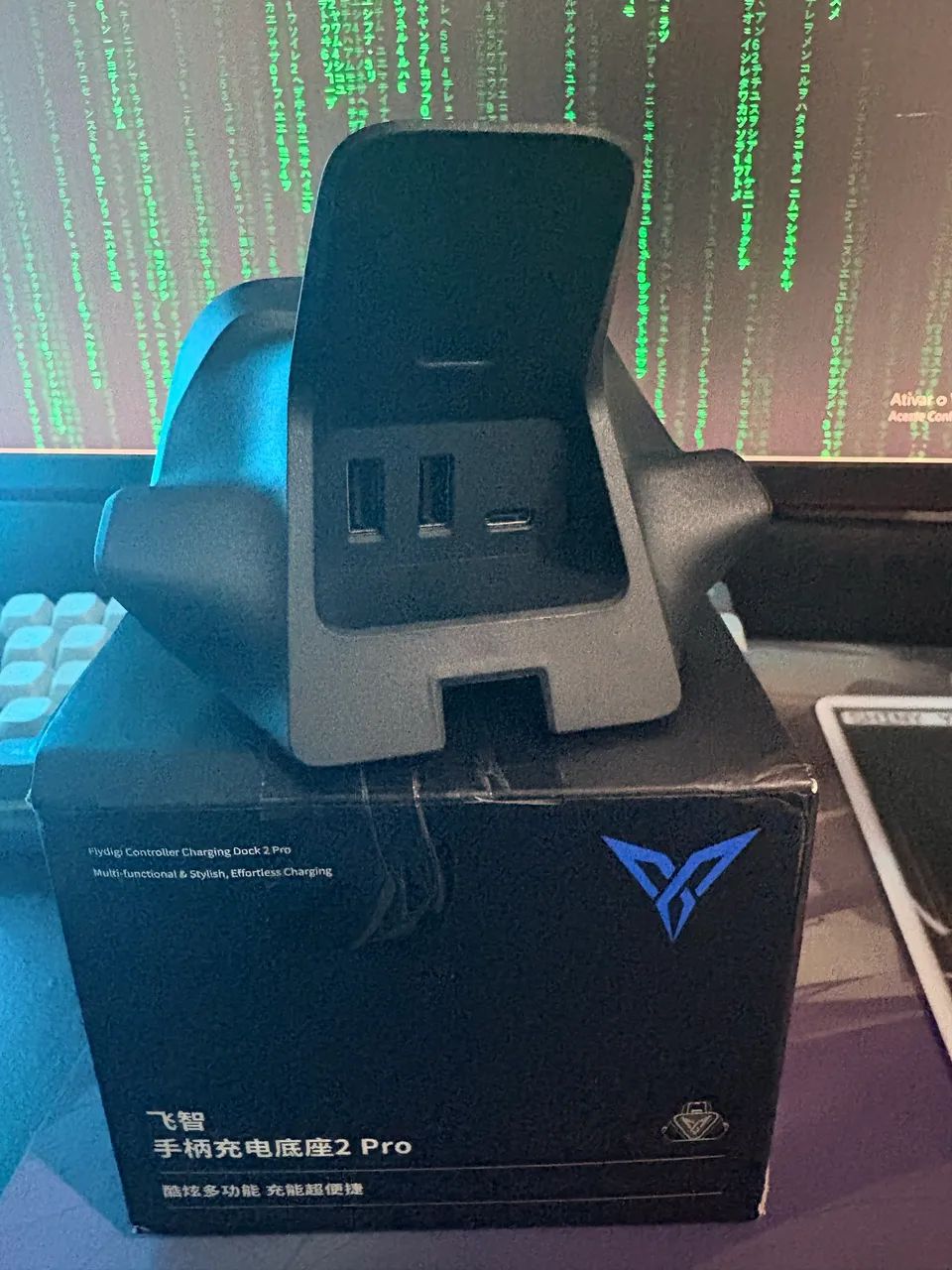 base de carregamento Flydigi Controller Charging Dock 2 Pro - Foto 4
