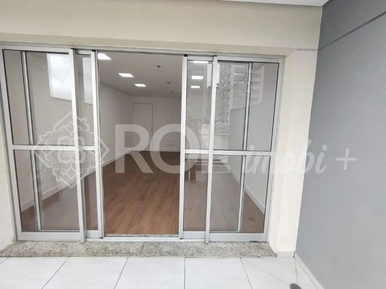 SALA COM VARANDA NA BARRA FUNDA AO LADO DO FÓRUM TRABALHISTA - Foto 5