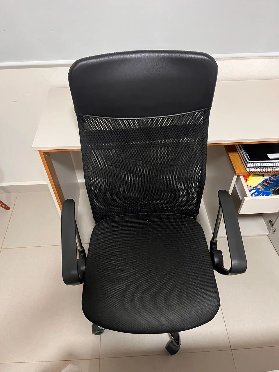 Cadeira e Mesa 