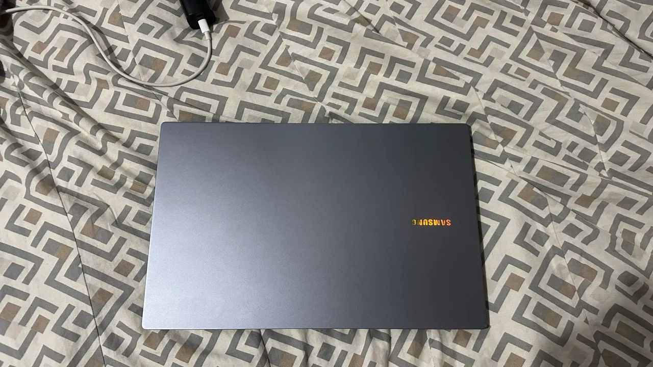Samsung book 4 