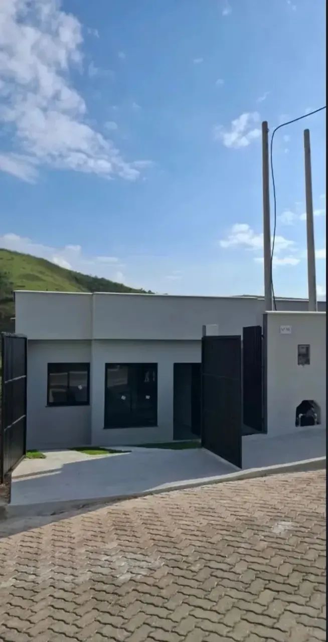 CASA TÉRREA À VENDA | VOLTA REDONDA/RJ