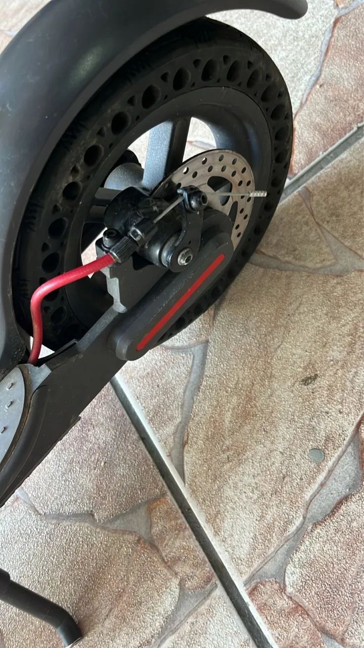 Patinete elétrico xaiome semi novo - Foto 2