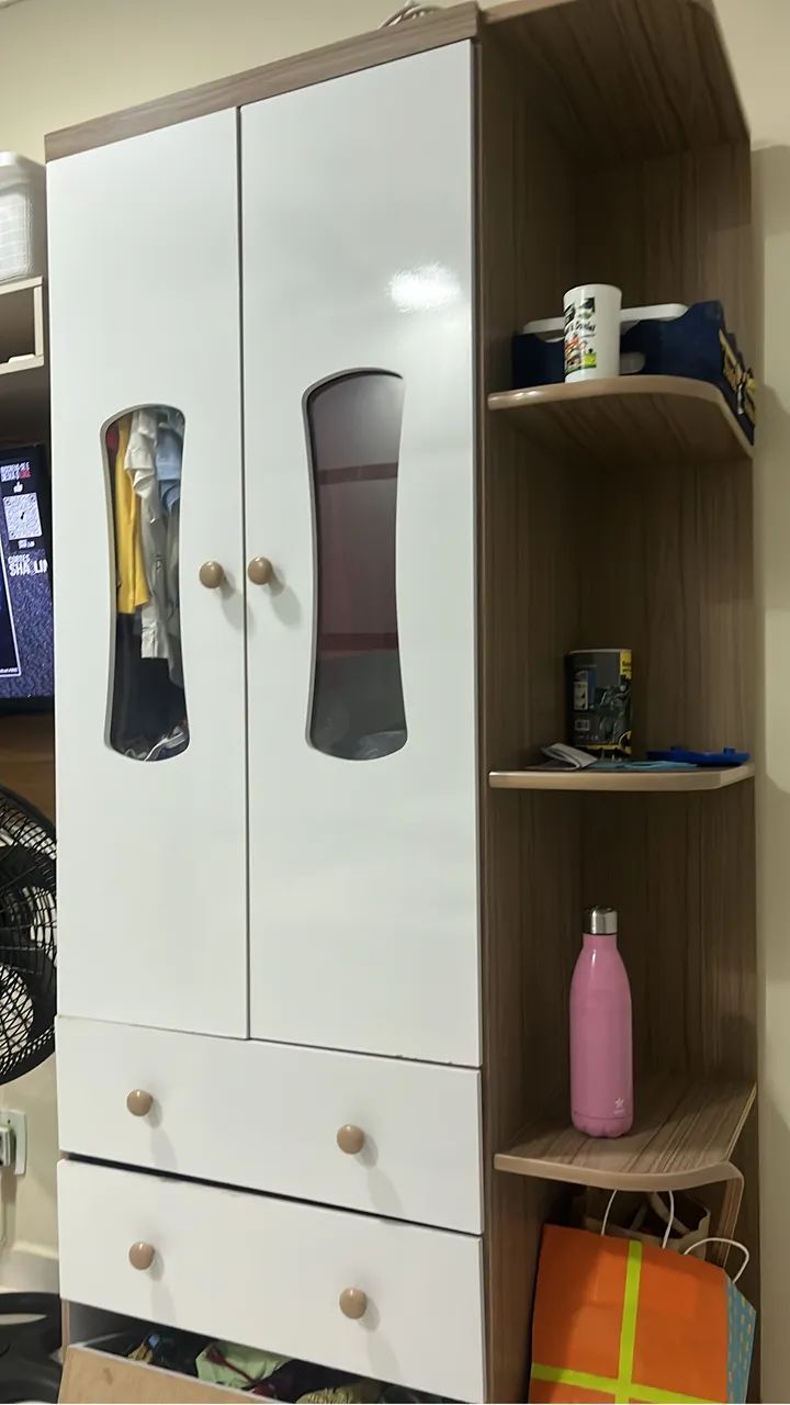 Guarda roupa infantil 