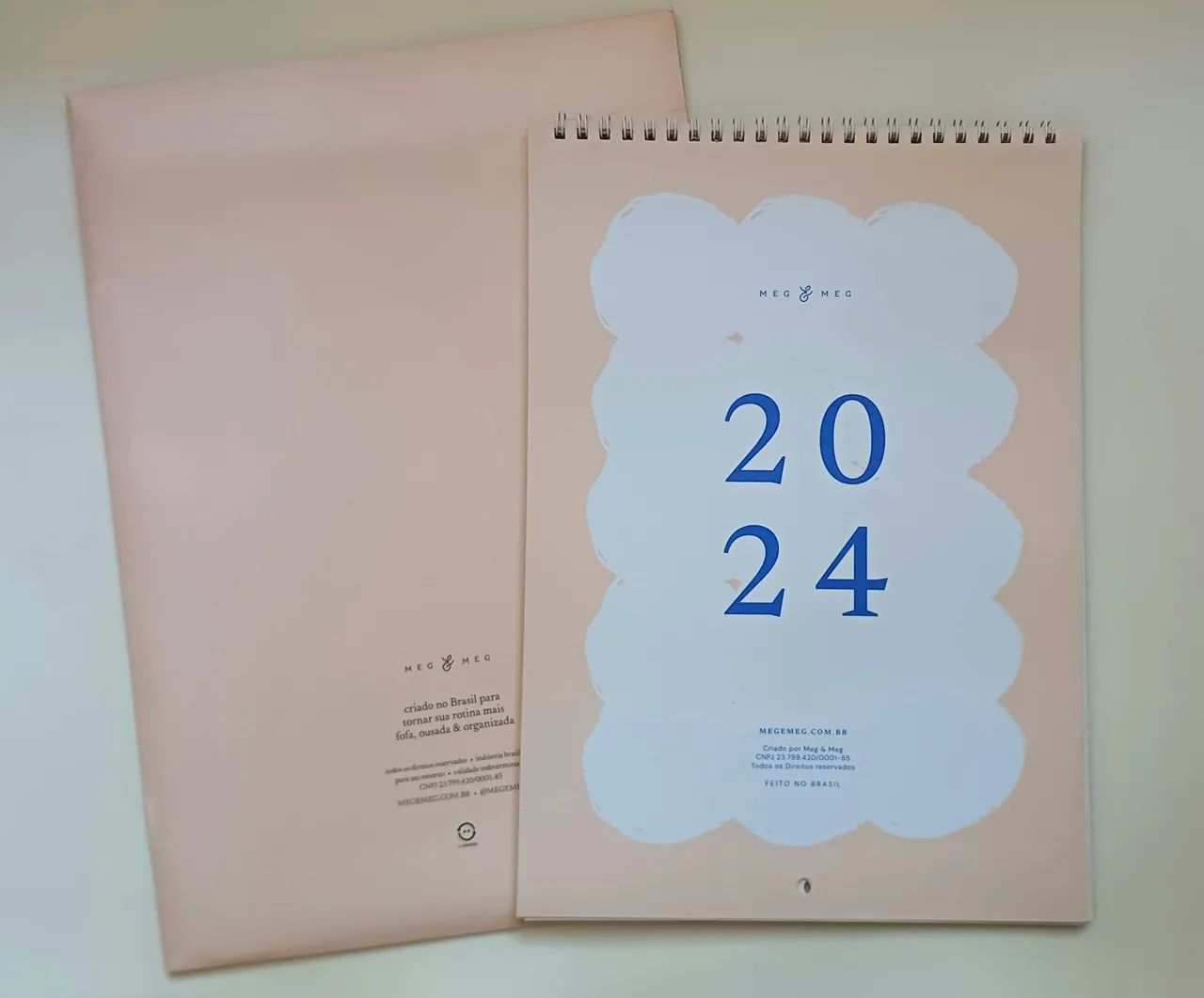 Calendário de parede 2024 meg & meg 