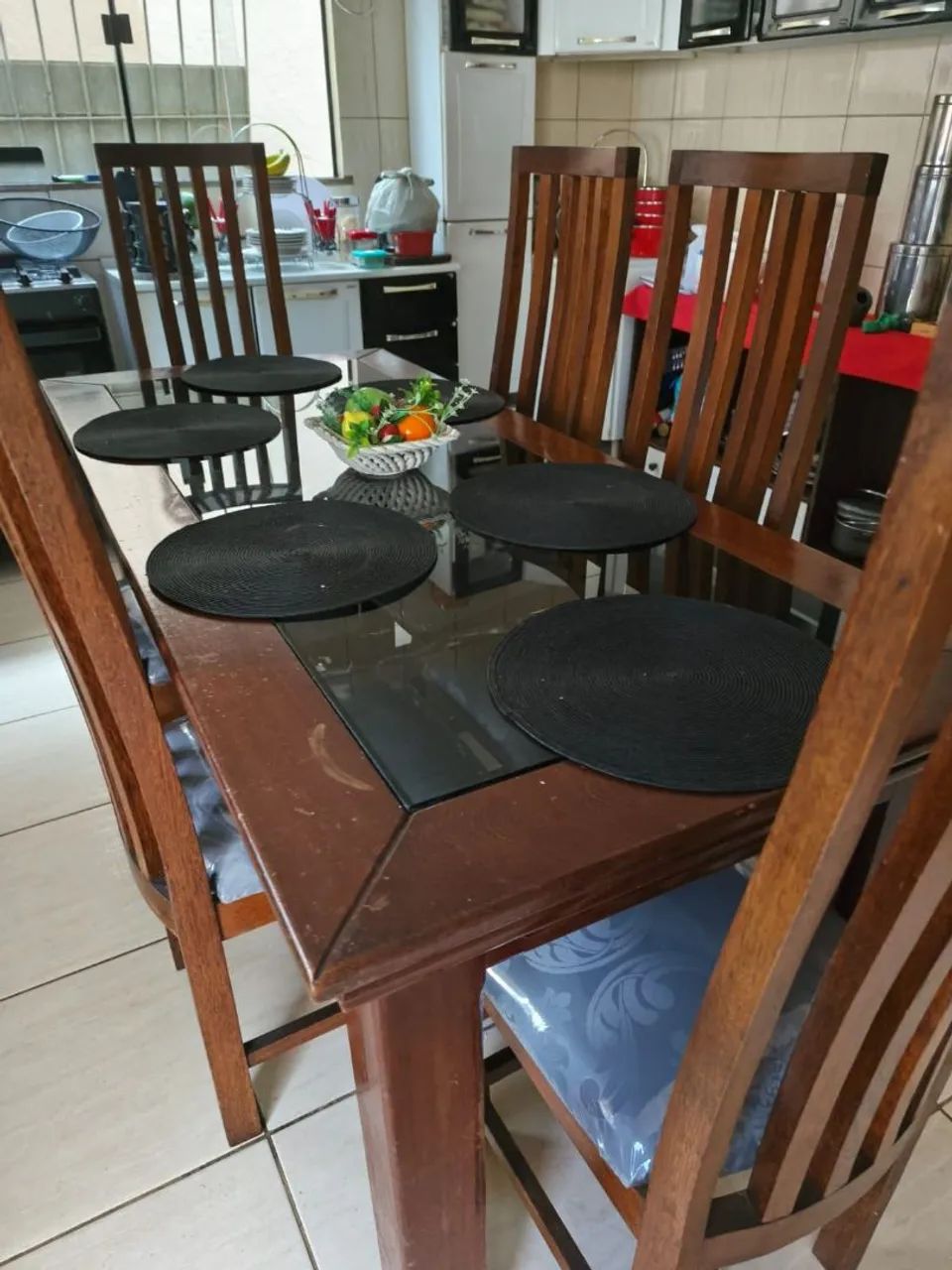 Mesa 6 cadeiras com tampão de vidro - Foto 4