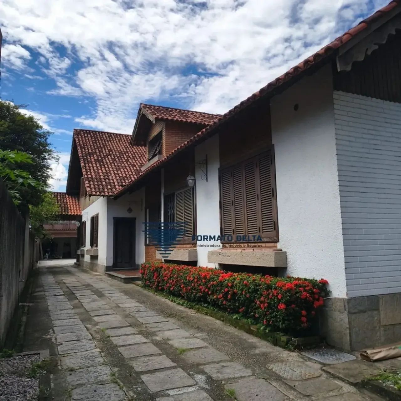 Imóvel para aluguel e venda com 690 metros quadrados com 8 quartos - Foto 2