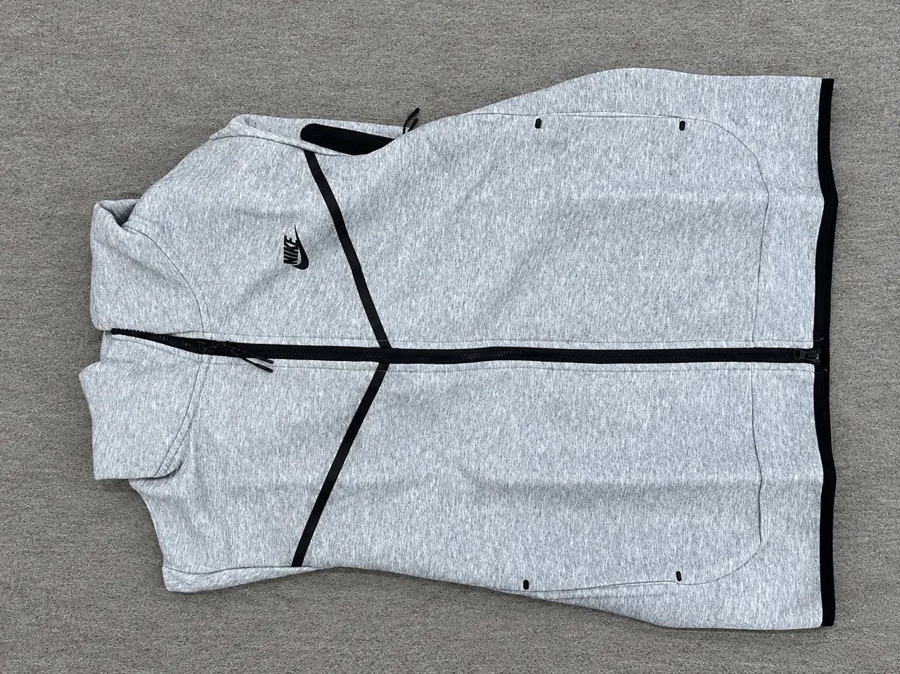 Nike tech Cinza