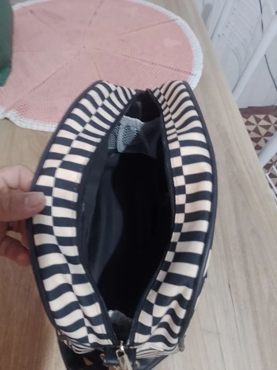 bolsa  preta  da marca Just Baby.  - Foto 4