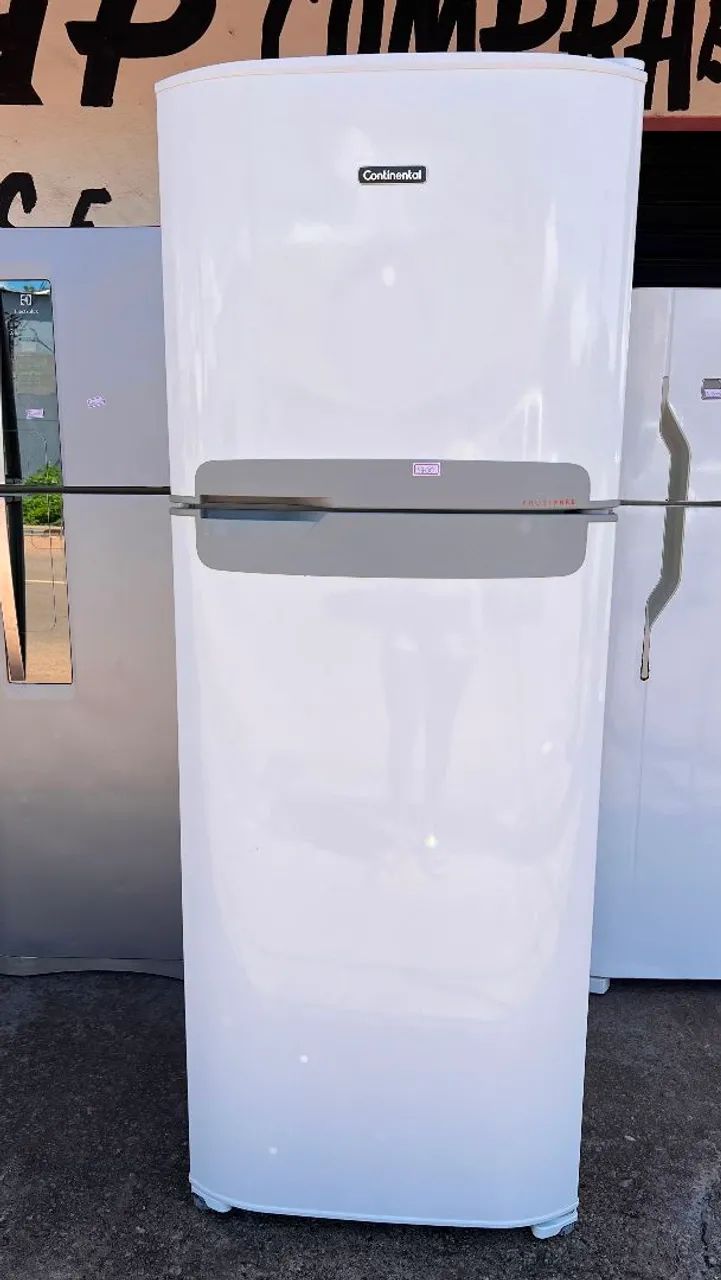 GELADEIRA GRANDE