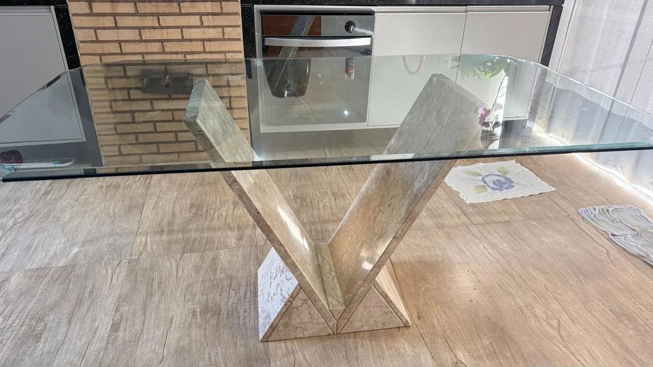 Mesa de mármore e vidro para 06 cadeiras - Foto 4