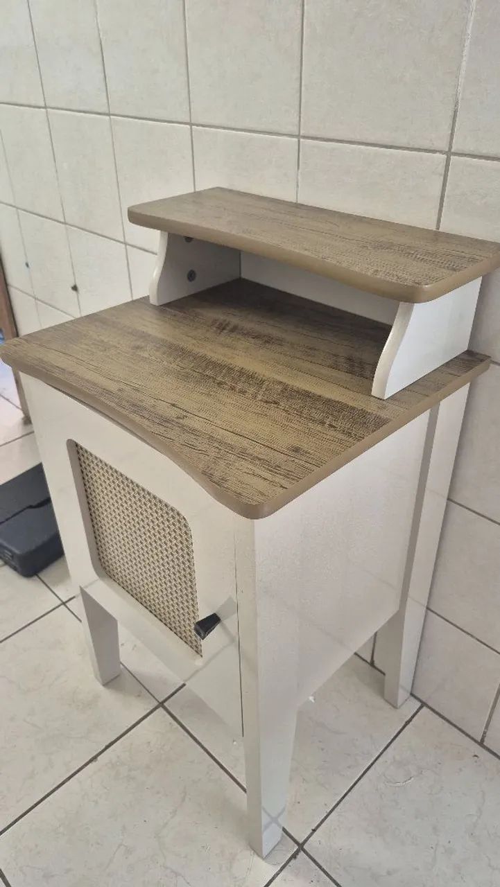 Mesa de Cabeceira - Foto 2