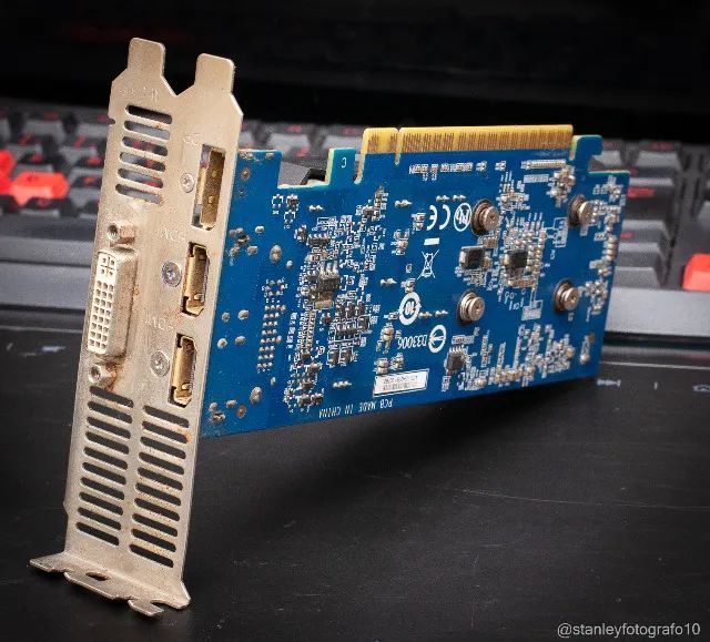 Placa de video Nvidia Gigabyte GTX 750 2 Gb 128 bits Impecavel Modelo ORIGINAL. - Foto 3