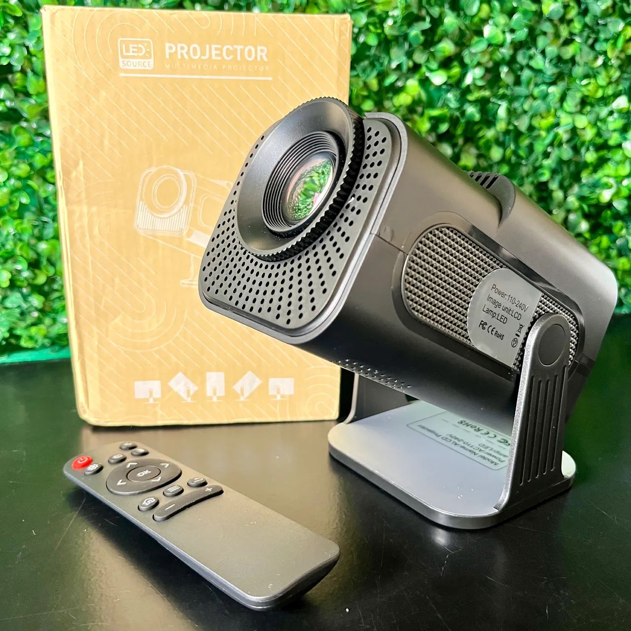 Projetor Portátil HY320 com Tela Grande e Entrega Rápida!