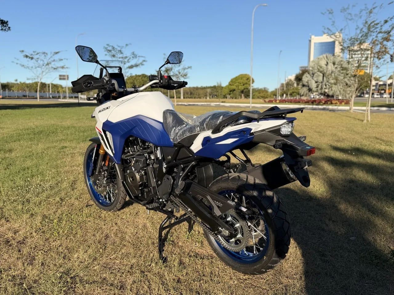 Suzuki V-strom 800 de 2027 - Foto 3