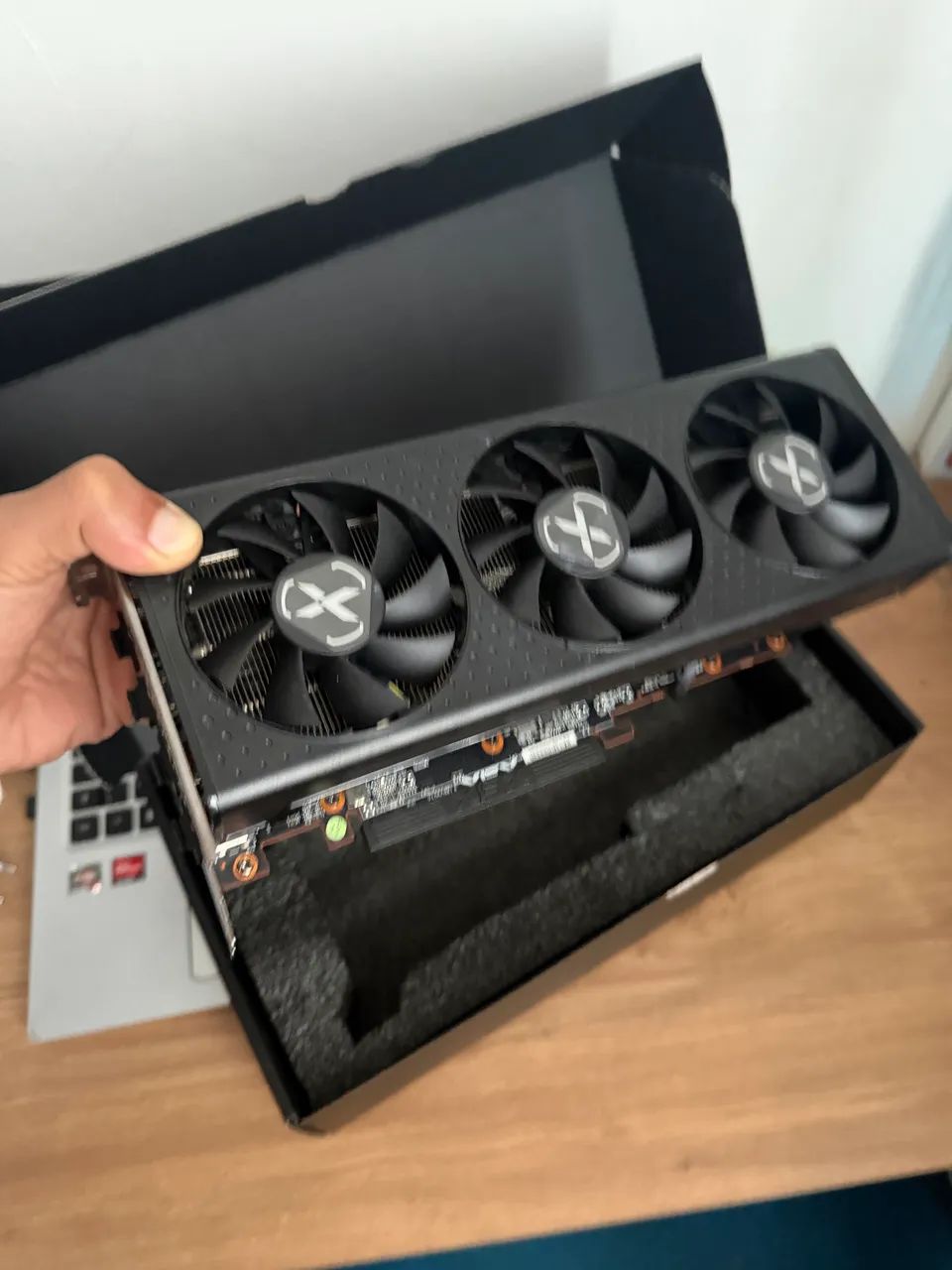 Placa de vídeo AMD RX 7600 - Foto 4